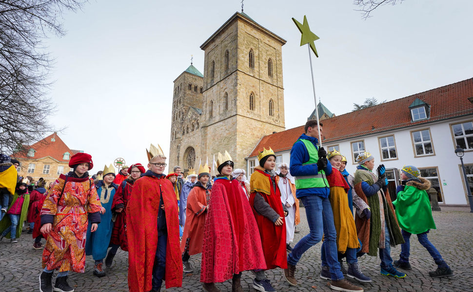 Eröffnung der Aktion Dreikönigssingen 2020 in Osnabrück (Bild: Friedrich Stark / Kindermissionswerk) 